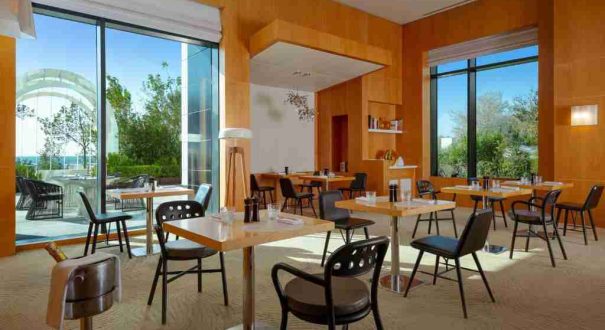 رستوران هتل ماریوت بولوارد باکو