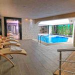 استخر و اسپا هتل مرکیور بومونتی استانبول