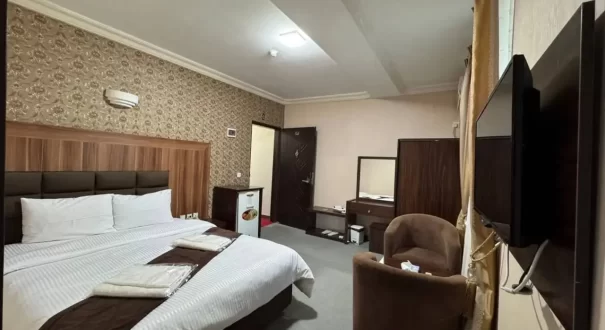 اتاق دو نفره هتل الوند ۱ قشم اتاق دو نفره هتل الوند ۱ قشم