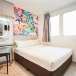 اتاق دو نفره هتل ایبیس بوجت سنگاپور سلگی