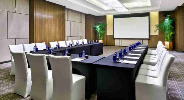 سالن کنفرانس هتل کرون پلازا پکن لیدو