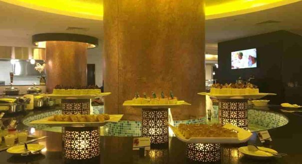 رستوران هتل گلدن تولیپ هدینگتون مسقط