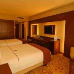 اتاق خانوادگی هتل تکسیم گونن استانبول با فضای بزرگ و تخت‌های راحت