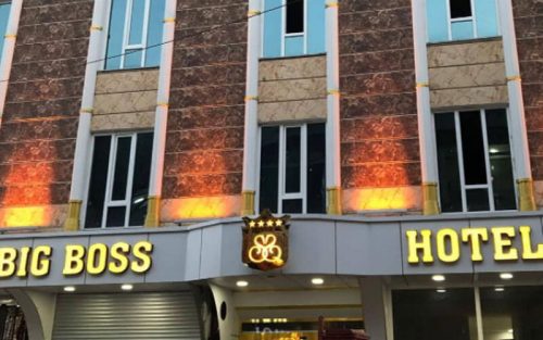Big Boss Hotel van