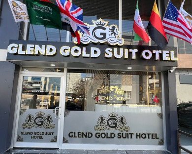 Glend Gold Suit
